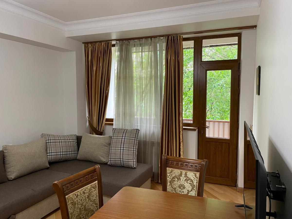 Apartment In City Center Γιερεβάν Εξωτερικό φωτογραφία