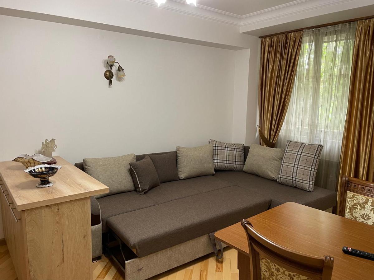 Apartment In City Center Γιερεβάν Εξωτερικό φωτογραφία